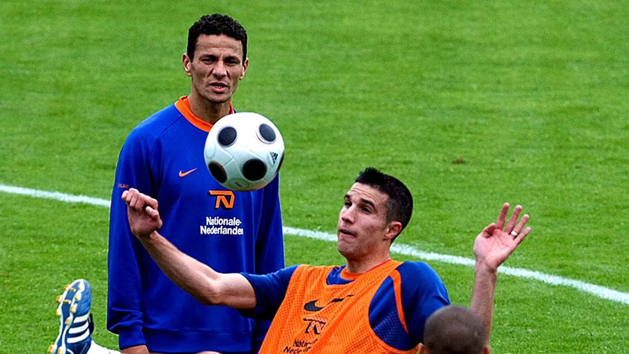 Van Persie a revenit la antrenamentele Olandei