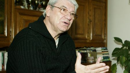 Ienei:  "Ilie a plecat ca să nu fie dat afară"