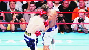 Poveste din Atlantic City!** Criticle lui Doroftei la adresa partidei Bute - Mendy! VIDEO Merita 'Dorin' Oscarul pentru căzătura din meciul cu Gatti?