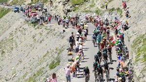 Startul unei mari întreceri sportive, mutat din 2021 în 2022! Turul Franței va începe de la Copenhaga