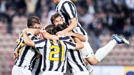 Juve, CONTE**sa italiană!** Defensiva, secretul din spatele titlului 28 al "Bătrânei Doamne"