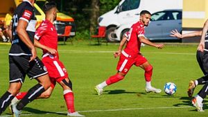 Dinamo, victorie în primul amical al verii. Un jucător revenit în „Groapă” a marcat decisiv în partida cu Slaven Belupo, formație din prima ligă a Croației. Concluziile lui Ovidiu Burcă: „Încă suntem departe de prospețimea pe care trebuie s-o avem!”