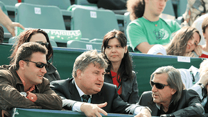 „Dragomir să-și ceară scuze!"