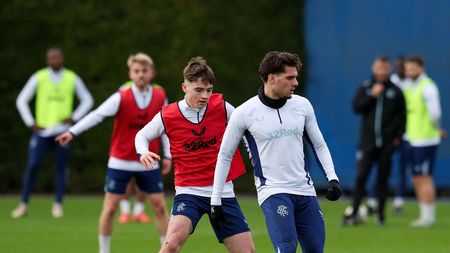 Verdictul omului care propunea transferuri la Manchester United despre Ianis Hagi. S-a convins de marea lui carență: „E ca şi cum joci în 10”