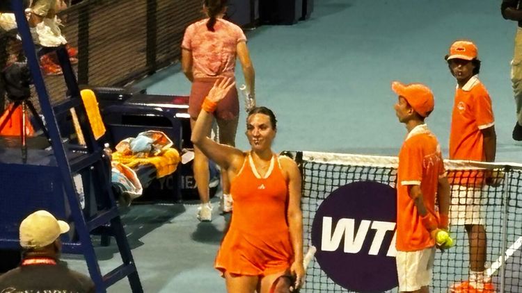 EXCLUSIV Două românce, apariția zilei la Miami pentru Gabriela Ruse: „Sunt colegele mele din școala generală! Au plecat la facultate în SUA”