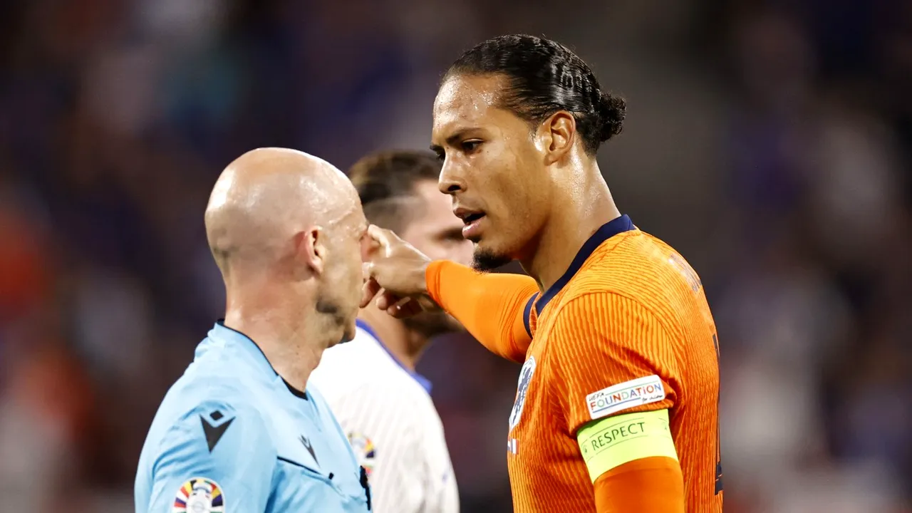 Olandezii fac scandal la EURO după meciul cu Franța şi acuză o eroare uriaşă de arbitraj! Vedeta Van Dijk a răbufnit: „Eu asta cred