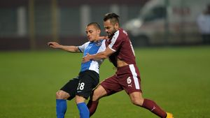 Întâmplări din lumea a treia la Rapid. Trei foști jucători au dat clubul în judecată la FIFA, după ce au fost puși pe liber, iar Valerii Moraru a uitat să-i plătească