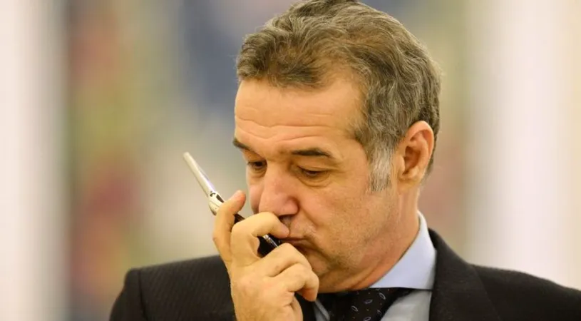 De când dictează Becali schimbările de la oficială: „Atunci a apărut modelul nou de telefon, chiar când eram sus”