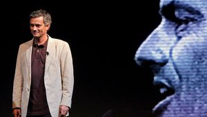 Wenger critica "tentativa de crima" a lui Mourinho