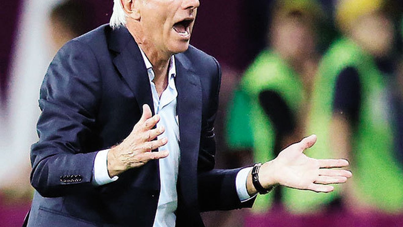 Van Marwijk nu pleacă!** E bine pentru România?