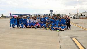 După 4 meciuri fără victorie, Costel Gâlcă şi-a trimis jucătorii să joace fotbal pe aeroport. Oshima: „O să  prindem aripi în campionat"