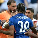 Ce nu s-a văzut la TV! Scandal fără precedent: Luis Enrique l-a împins pe Joao Pedro, iar fotbalistul lui Chelsea ar fi fost lovit peste față de o altă persoană de la PSG!