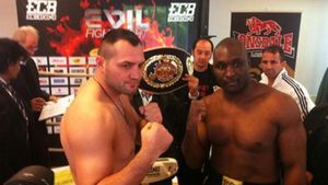 Avem un greu:** românul Cristi Ciocan a cucerit centura WBO Europa contra unui britanic care l-a făcut KO pe Tyson