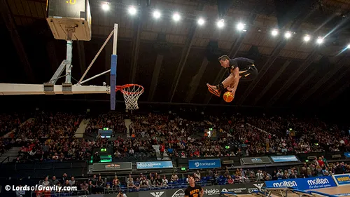 Sar cât casa... Poporului! Lords of Gravity la 3x3 EuroTour Wizz Air Sport Arena Streetball