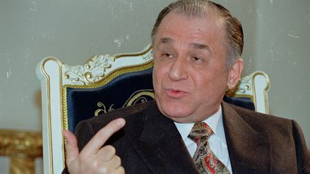 „Ea a fost prima care l-a trădat”. Omul care l-a păzit pe Ceaușescu a dezvăluit cine l-a „vândut”, ce rol a avut Elena Ceaușescu și cum URSS știa că Iliescu îi va lua locul cu doi ani înainte