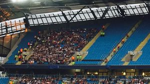 Fanii Stelei au făcut spectacol pe Etihad Stadium. Câți suporteri români au asistat la meciul cu City