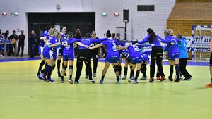 Primele reacții după calificarea Craiovei în finala Cupei EHF. Eroina partidei, întoarsă din drum: "Aveam de gând să agăț ghețele în cui, dar cu Dumnezeu înainte!"