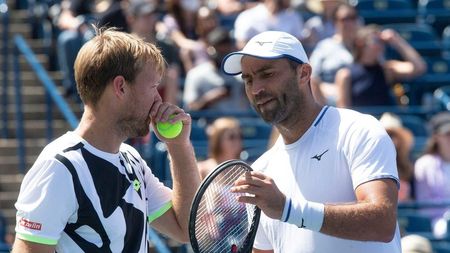 Horia Tecău luptă în această noapte pentru un loc în semifinalele US Open! Programul sferturilor de finală