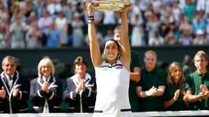 Marion Bartoli a câștigat turneul de la Wimbledon: 6-1, 6-4 cu Sabine Lisicki