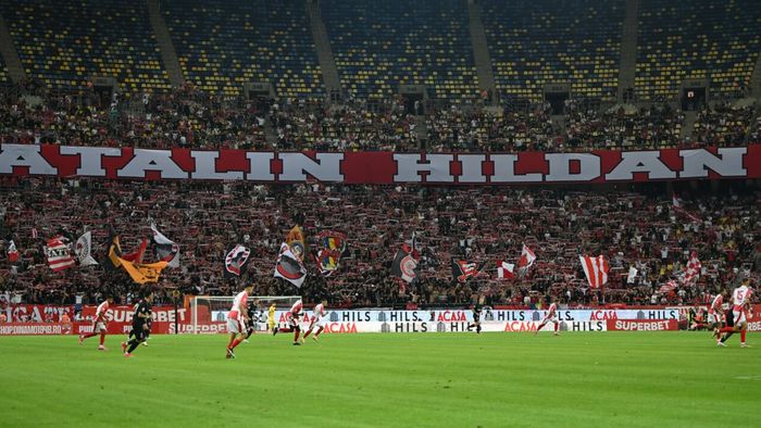 Peluza PCH a luat decizia după anunțul lui Dinamo despre noua stemă: „Nu acceptăm! Nimeni în stadion!”