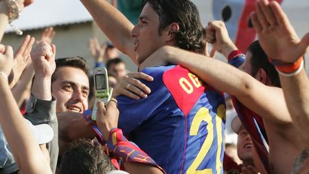 Ogăraru: "Dragii mei steliști, să revin la Steaua?"** Tu ce crezi?