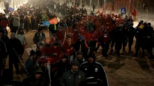 REPORTAJ! Noi suntem fanii cu fular și cu lopată!** „Ultrași” în Europa League: cum au trăit fanii meciul Steaua – Twente FOTO