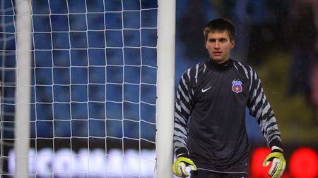 Napoli l-a ofertat pe Tătărușanu, Becali a refuzat să-l vândă!** Cât dădeau italienii și ce pretenții a avut Steaua