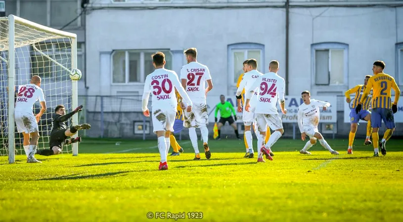 Primele două transferuri pregătite de Rapid pentru iarnă. VIDEO | Mihai Iosif, categoric în privința unuia dintre fotbaliștii vizați: ”Nu l-am lua să fie rezervă”