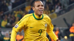 Huntelaar n-o lasă pe AC Milan să-l ia pe Luis Fabiano! VEZI CUM!