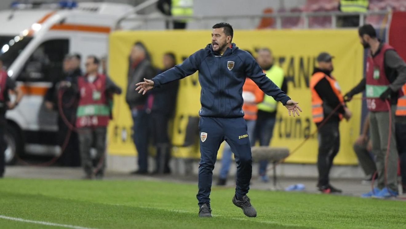 Contra și-a cerut scuze că l-a înjurat pe Pușcaș: "Nu mi-am dat seama, am făcut-o în tensiunea momentului!" Cine trebuia să bată, de fapt, penalty-ul + "Guriță" crede în continuare în calificare