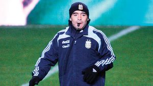 Începe „era Maradona"
