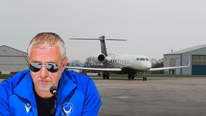 Sudanezii îi fac toate poftele lui Reghecampf. I-au pus la dispoziție avion privat și hotel de 5 stele