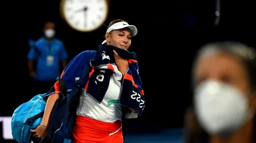 Minunea n-a mai ținut! Ce a pățit Amanda Anisimova, noua elevă a lui Darren Cahill, în meciul cu Ashleigh Barty din optimile Australian Open | VIDEO