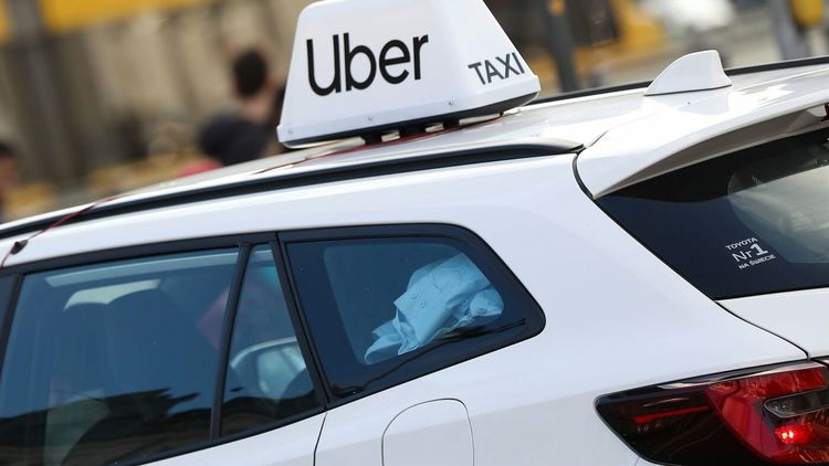 Milionarul din fotbalul a ajuns șofer de Uber: „Conduce foarte bine!”
