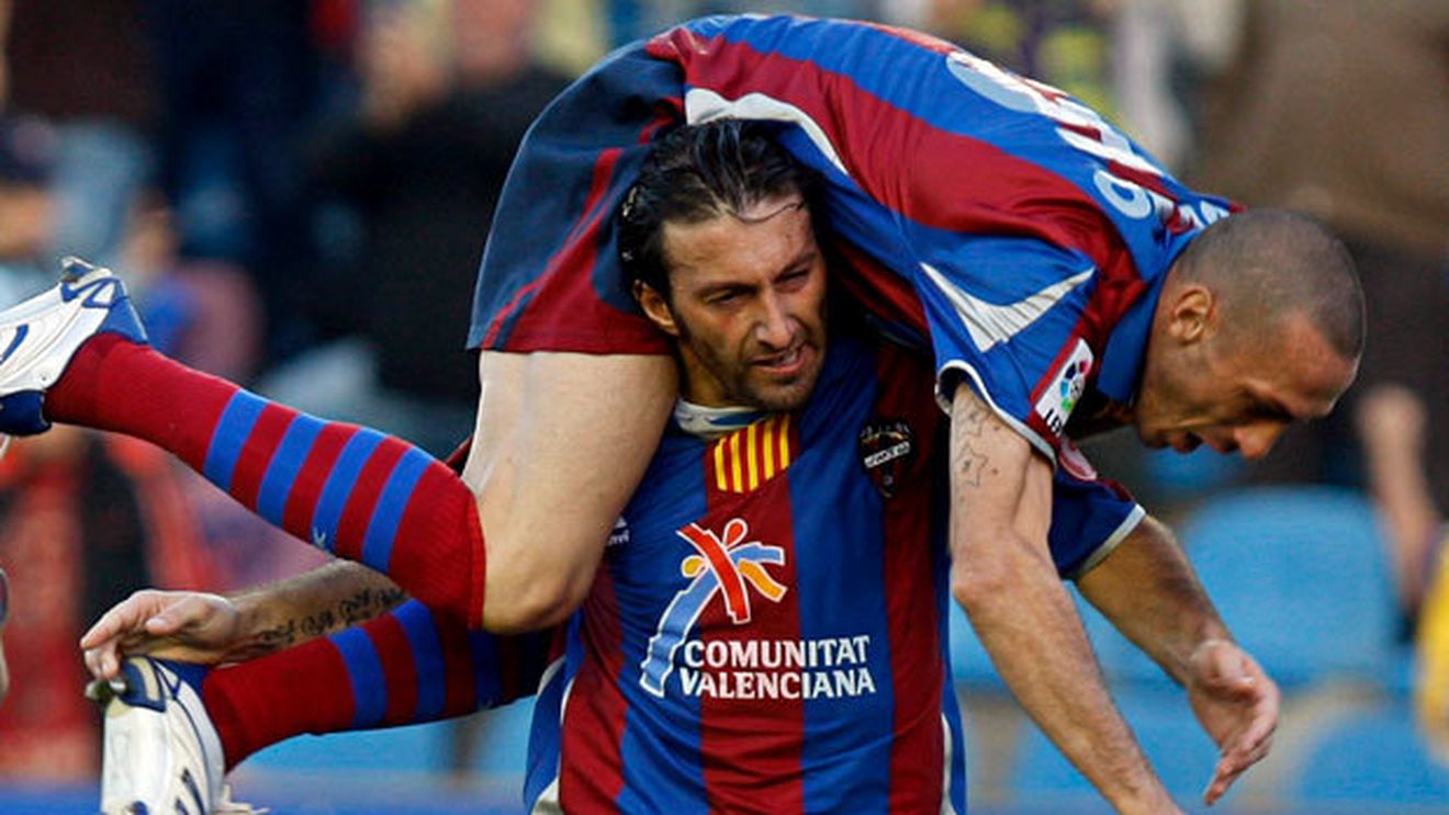 VIDEO "La union es la salvacion!"** Așa își stimulează moral favoriții fanii lui Levante!