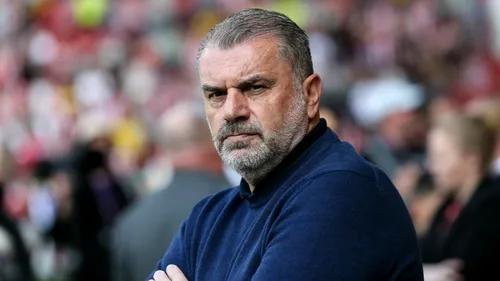 Ange Postecoglou s-a lămurit în privința lui Radu Drăgușin. Managerul lui Tottenham Hotspur a spus-o clar și toată lumea a înțeles acum decizia sa: „Asta ne-a ajutat enorm”