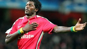 Adebayor, cel mai bun jucător african în 2008!
