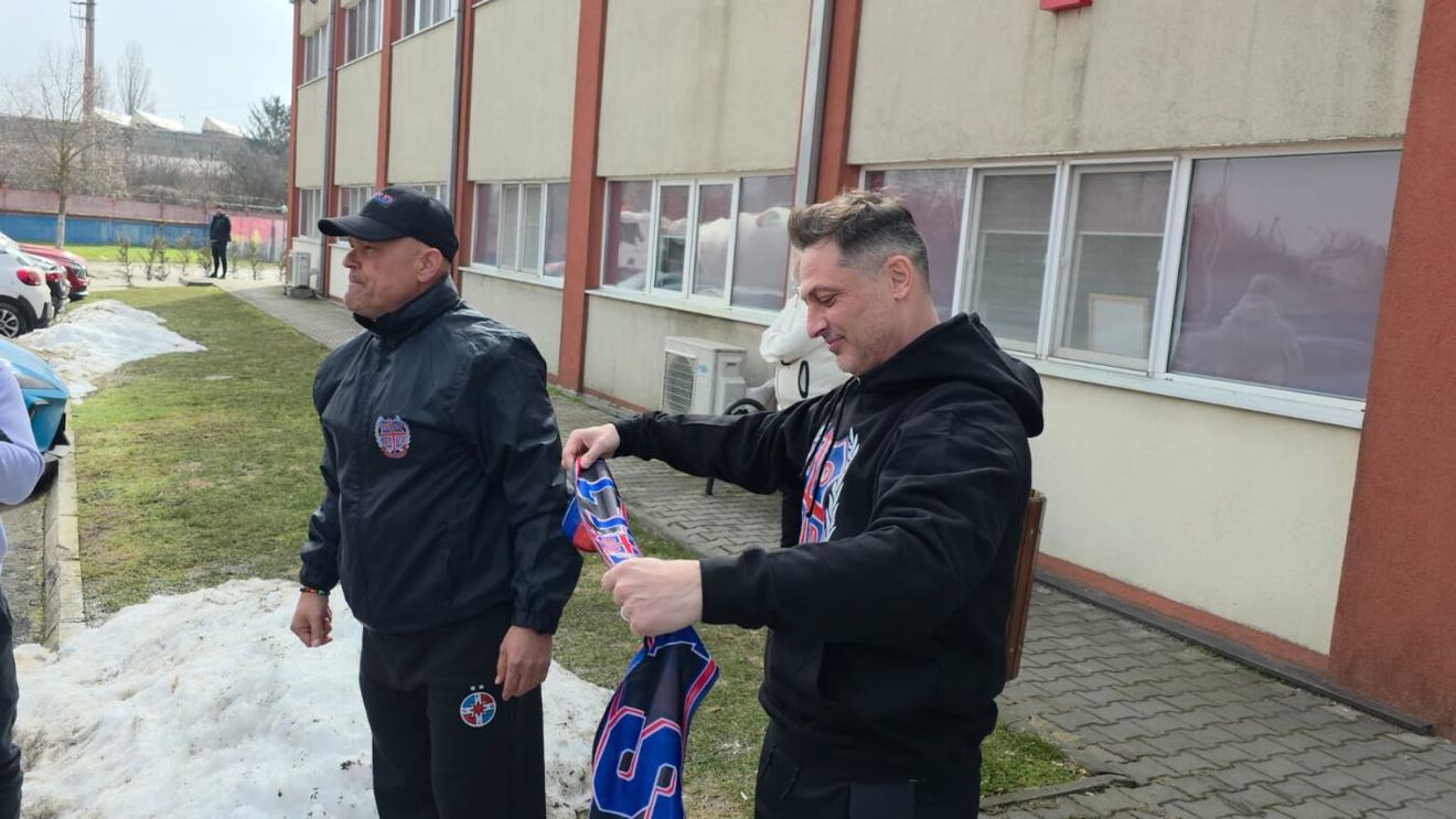 Mirel Rădoi, discurs de lider adevărat în fața ultrașilor FCSB! A rostit un singur cuvânt pentru legătura dintre fani și fotbaliști