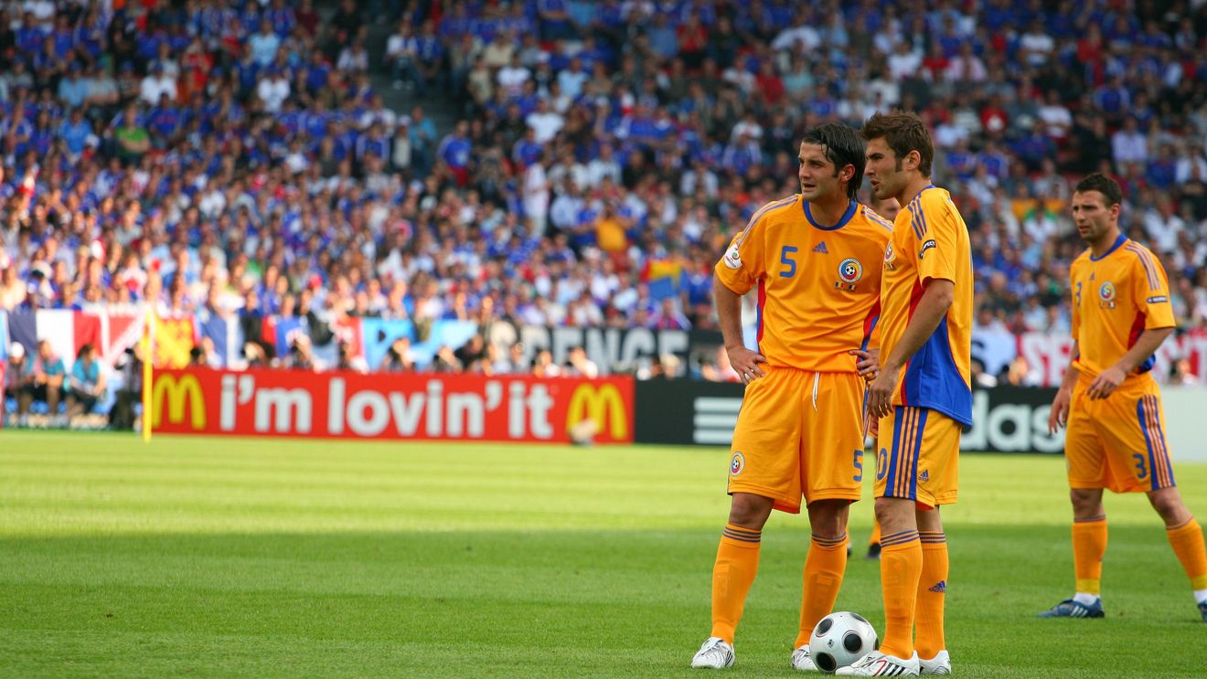 EXCLUSIV | A fost în stafful naționalei și agită apele. Mutu, arătat cu degetul după nouă ani de la dezastrul de la Belgrad: "S-a întâmplat altceva, nu am fost căzuți fizic și psihic"