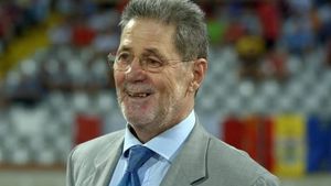 Cornel Dinu, reacție ironică la adresa lui Dan Petrescu: „Amenință pe toată lumea! E de adormit copiii!”