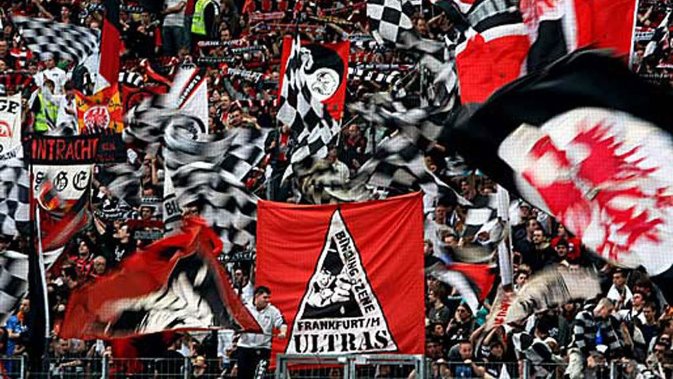 Europa League: Finala Eintracht Frankfurt - Glasgow Rangers se pariază la cota 1.75 »»