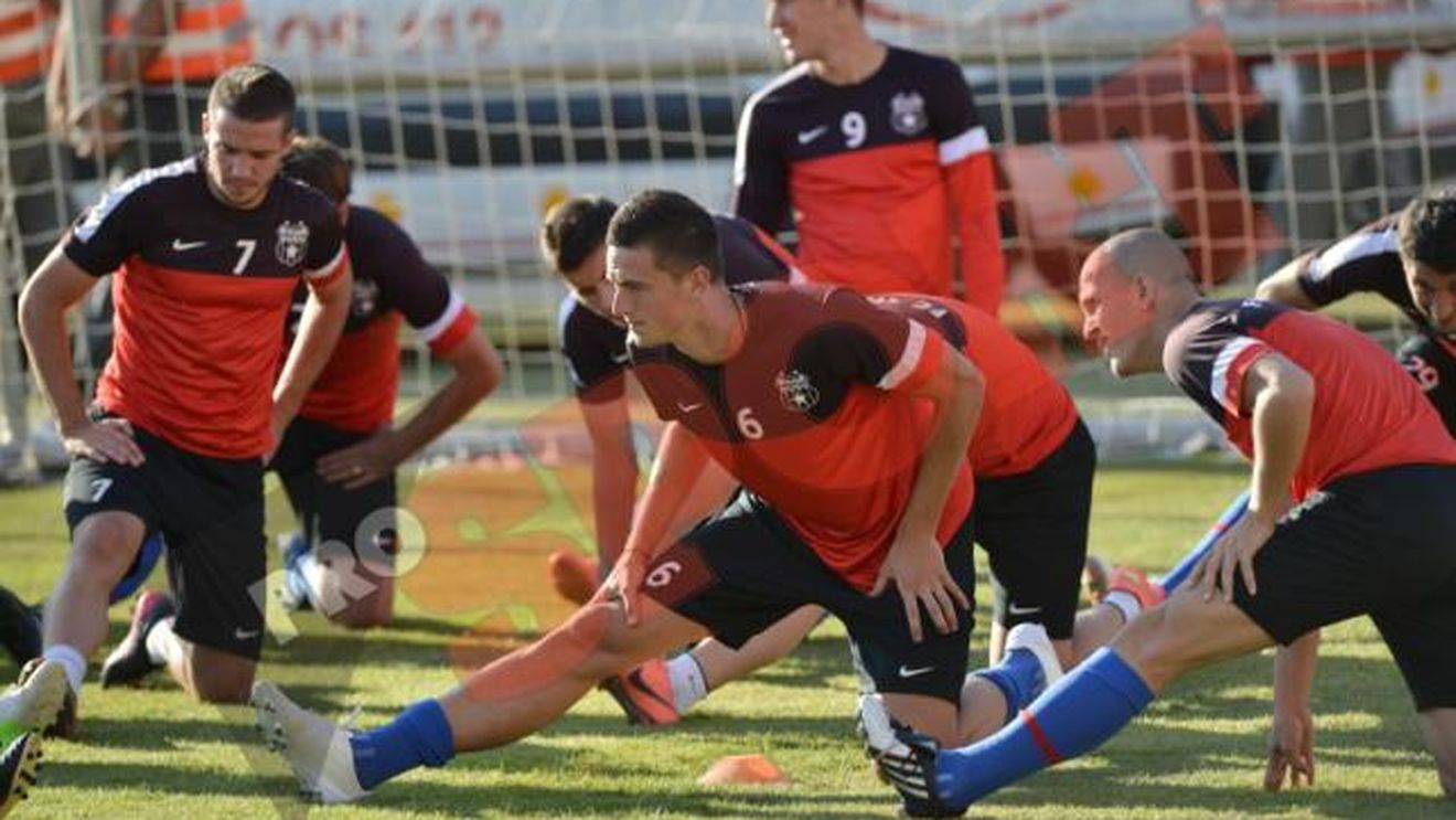 "Ce avem noi aici?" FOTO** Chipciu a oferit imaginea zilei! A fost surprins intr-o ipostază jenantă :)