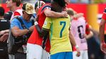 Vinicius n-a ținut cont că Haaland dădea interviu. S-a dus glonț la el și imaginea face înconjurul planetei