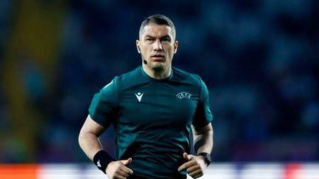 La o săptămână de la meciul cu cântec FC Barcelona - PSG, a venit nota de plată pentru brigada lui Istvan Kovacs, după ce UEFA a anunțat arbitrii pentru EURO 2024! Românul dă o nouă lovitură spectaculoasă