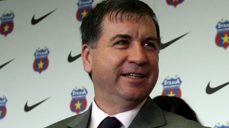 "Steaua are șanse mari, CFR nu va face puncte"