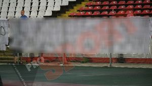 "Câinii", EXTREM de supărați după eliminarea din Europa! FOTO** Mesajele afișate de fani pentru echipă, care îți dau FIORI