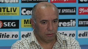 Lui Țicleanu nu îi vine să creadă că s-a ales praful de Craiova: "Sper să se poată face ceva!"** Ce vină poartă Adrian Mititelu