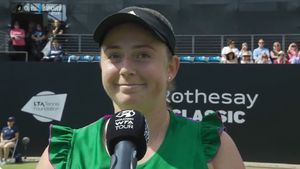 Jelena Ostapenko nu se dezminte: „O țărăncuță!" Letona și-a jignit în direct adversara de la Birmingham | VIDEO