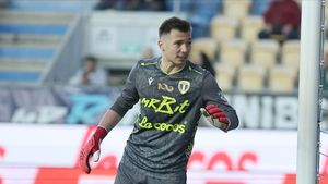 Cum a ratat portarul Petrolului un transfer de Liga Campionilor: „A explodat o bombă la șase kilometri de oraș! La Ploiești m-am autopropus”. Ce i-a spus Zima înainte să plece la FCSB. INTERVIU