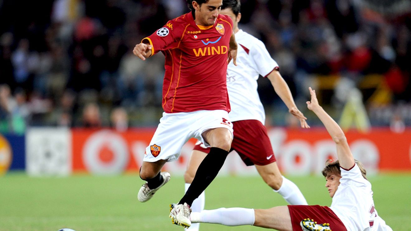Liverpool l-a luat pe Alberto Aquilani